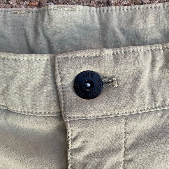 The North Face Sprag 5-Pocket Stretch Hiking Shorts | Tea Green | 38 | 9” Inseam - Picture 7 of 10